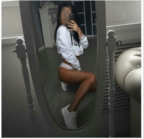 Cıvıl-cıvıl kaprissiz escort Figen