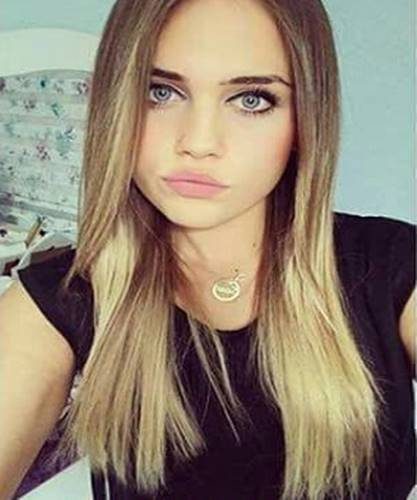 Etkileyici esmer hatun Ekim