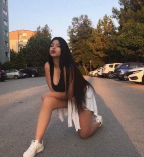 Etkileyici evinde buluşan kadın Narin