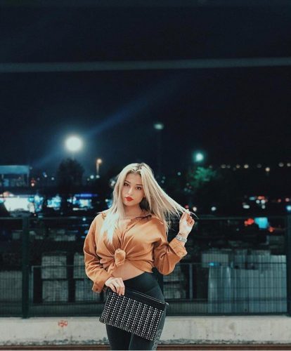 Güzel saksocu hatun Revan