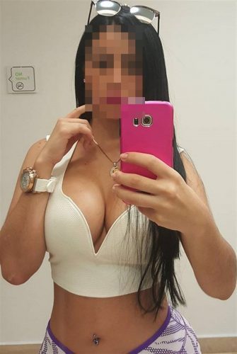 Kaliteli öpüşmeyi seven eskort Halide
