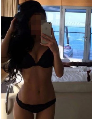 Neşeli gerçek fotoğraflı hanım Benian