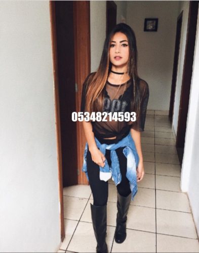 Neşeli kendi yeri olan escort Ayça