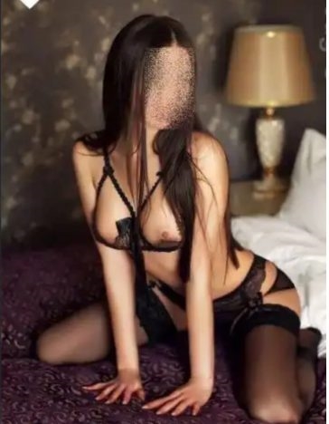 Seksi evinde buluşan kadın Beyza