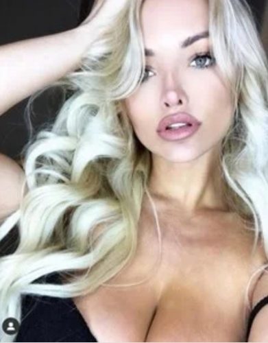 Şımarık buğday tenli escort Gökşin