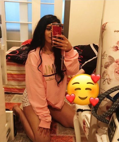 Terme Escort Bayanları: Baş Döndüren Güzelliği ve Eşsiz Performansıyla Hazır Bekliyo