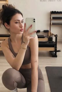 Yeni gelen bayan Asya